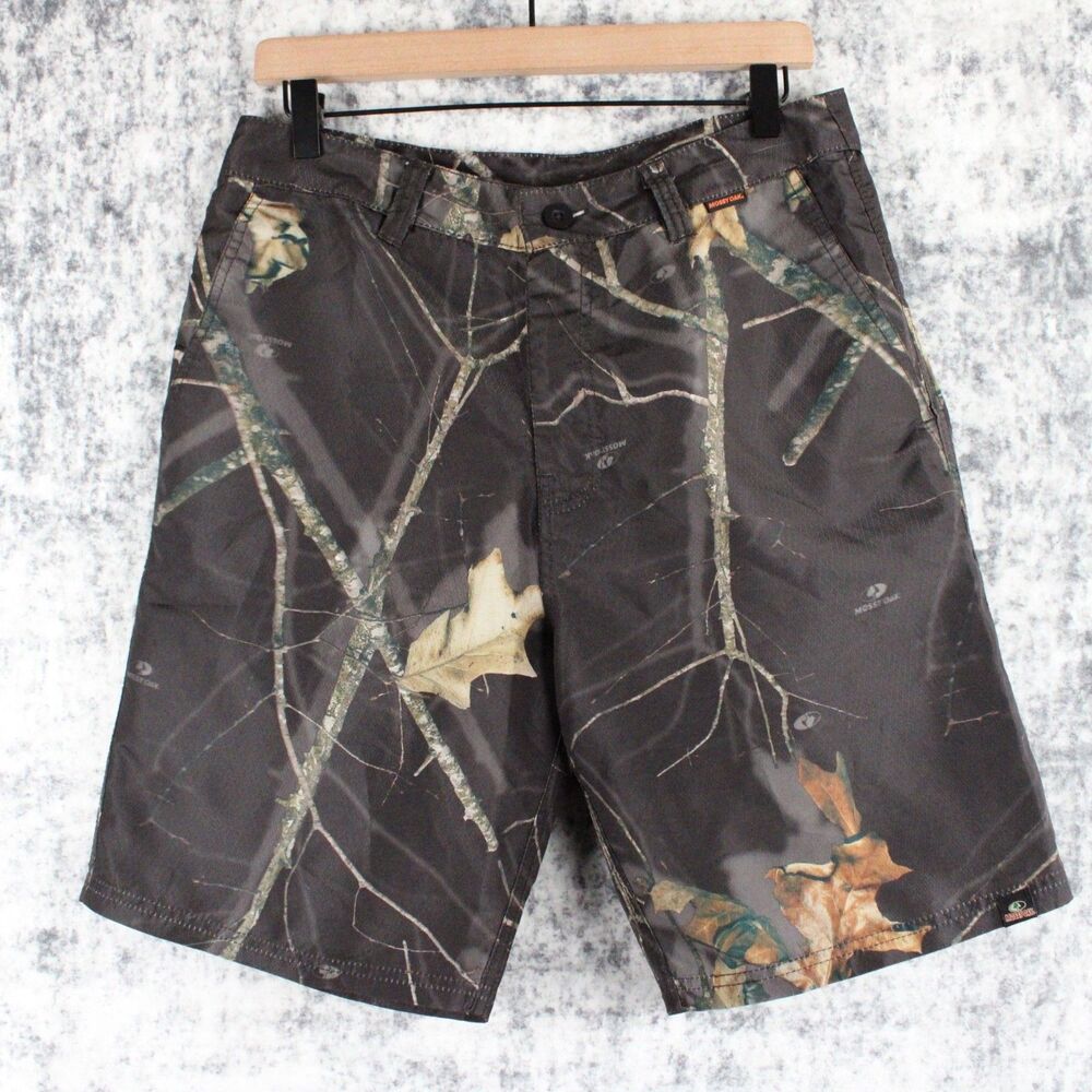 Mossy Oak Camo Hunting Shorts Men's Size 30 Pockets Polyester Dark Brown